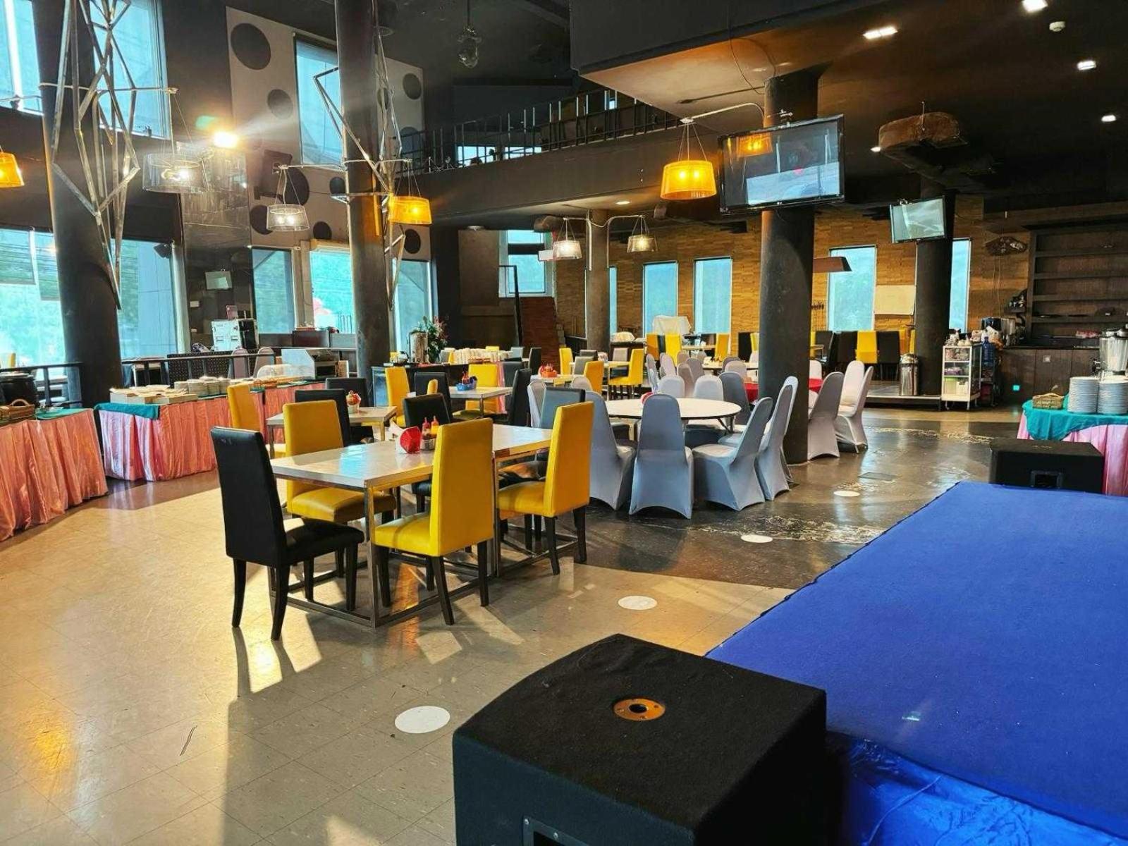 Capital O 75514 Vasidtee City Hotel Szuphanburi Kültér fotó